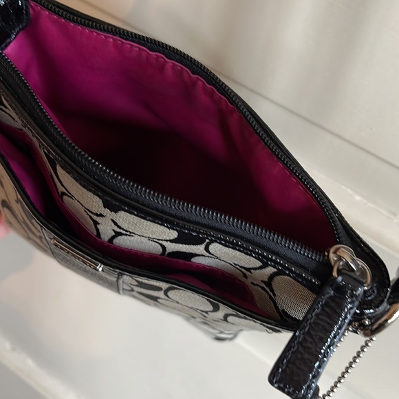 Vintage Coach Crossbody Bag - Picture 3 of 4